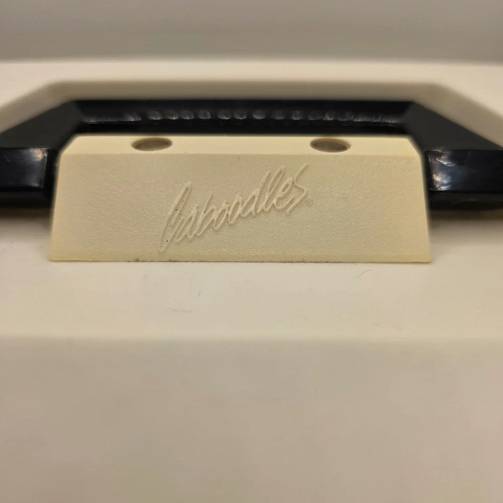 Vintage Caboodles Nail Care/ Makeup Case Cream White Ribbed 80s 90s